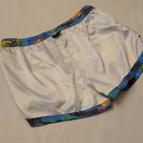 SEOBEAN TRUNKS - Picture 4 of 11